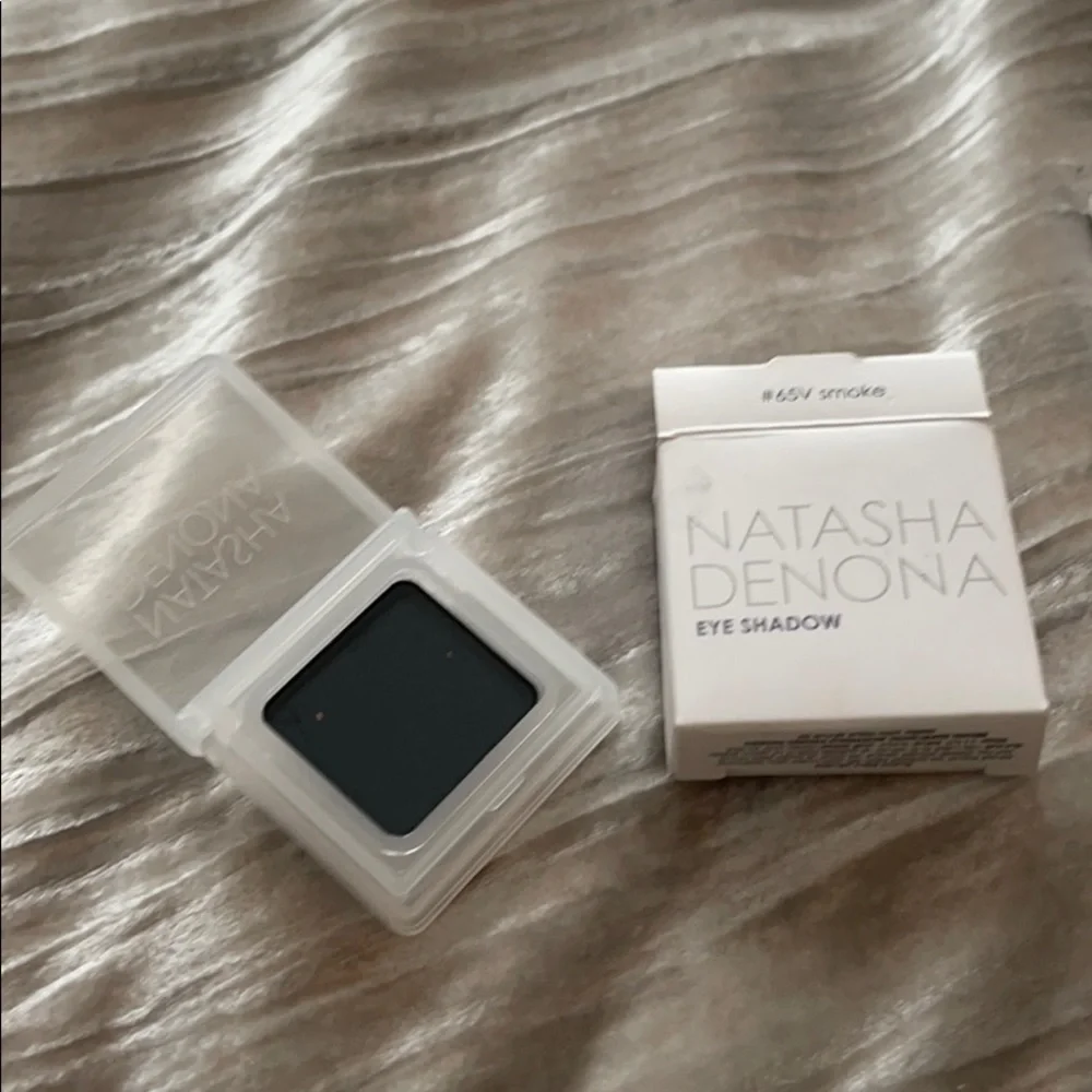 NWT Natasha Denona Single Eyeshadow in Smoke